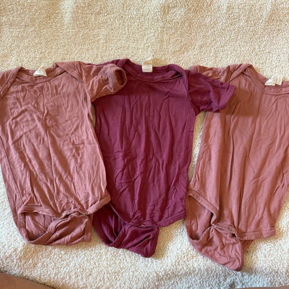 KATE QUINN BUNDLE One Piece Bodysuits Size 3-6 Months casual short sleeve